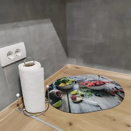 Urban Pulse Apartment, With Free Parking דירה סקופיה