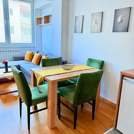 Velvet 41 * Üsküp